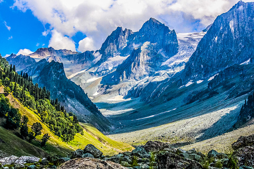 Thajwas Glacier Sonamarg ( Jammu & Kashmir ) India